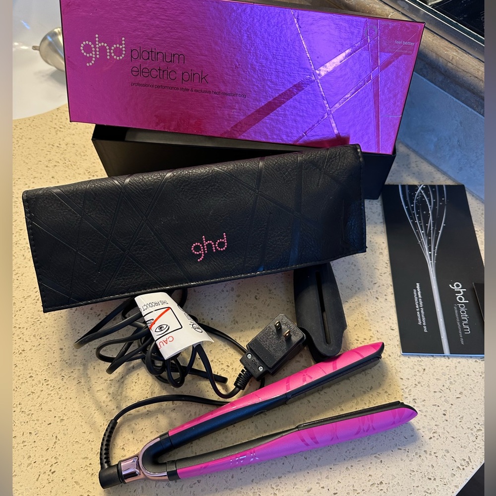 Ghd platinum electric pink flat iron
